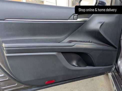 Used 2024 Toyota Camry SE image 16