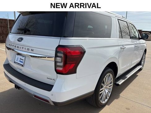 Used 2024 Ford Expedition Max Limited image 3
