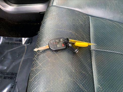 Used 2014 Ford F150 Limited image 14