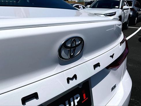 Used 2025 Toyota Camry SE FWD image 31