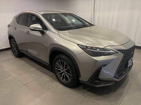Used 2024 Lexus NX 250 AWD w/ Cold Area Package image 3