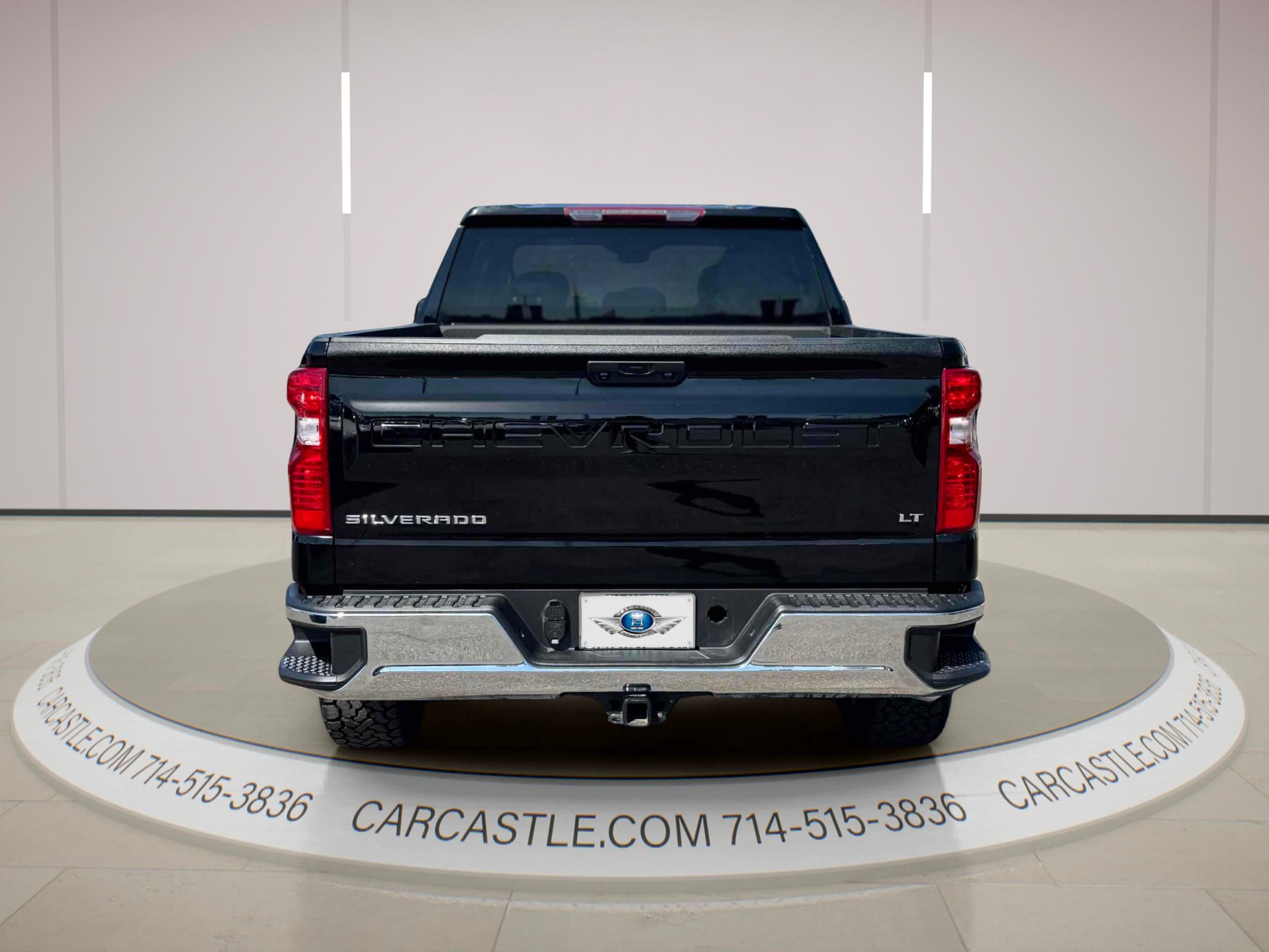 Used 2024 Chevrolet Silverado 1500 LT w/ Protection Package AWD/4WD image 4