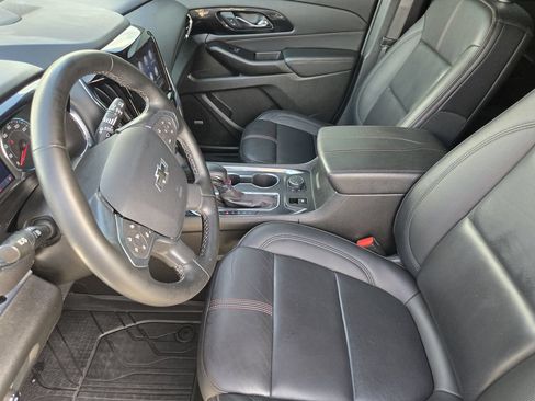 Used 2023 Chevrolet Traverse RS w/ LPO, Floor Liner Package AWD/4WD image 14