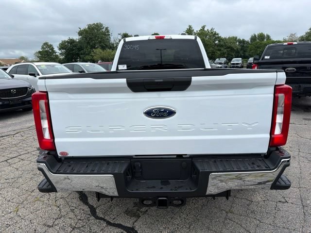 New 2026 Ford F350 XLT AWD/4WD image 4