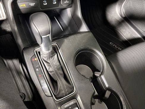 Used 2025 Honda Civic Sport image 18