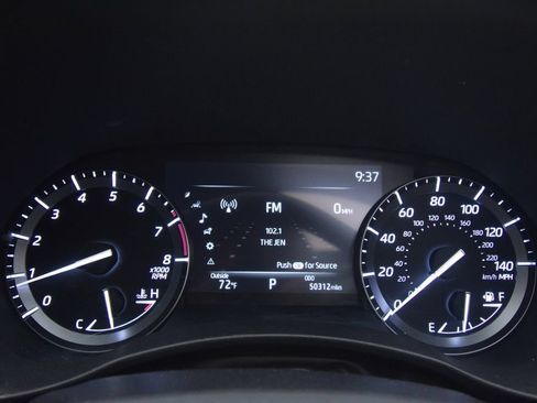 Used 2020 Toyota Highlander Platinum AWD/4WD image 23
