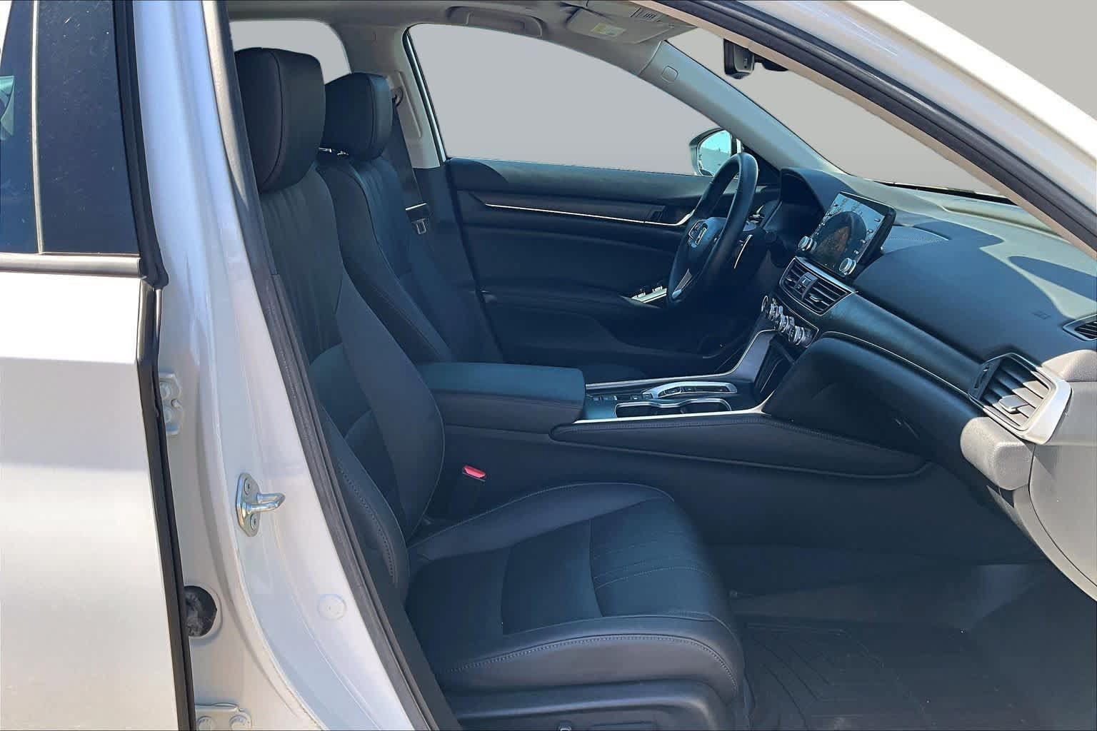 Used 2021 Honda Accord EX-L image 8