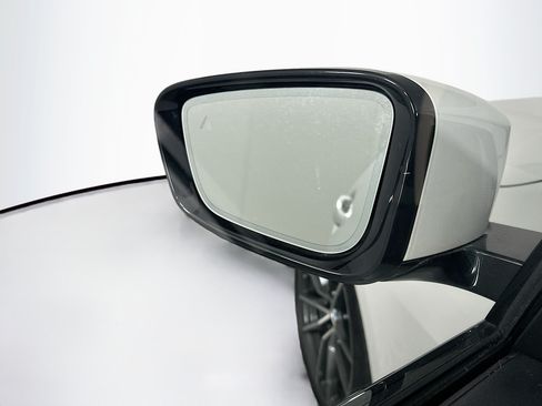 Used 2022 BMW 430i Coupe w/ Convenience Package RWD image 16
