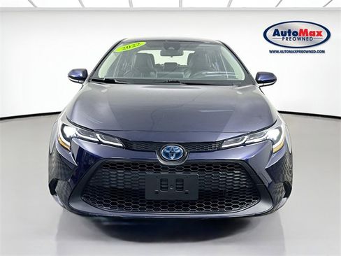 Used 2022 Toyota Corolla LE image 6