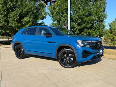 Used 2025 Volkswagen Atlas Cross Sport SEL R-Line