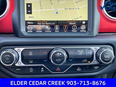 Used 2020 Jeep Gladiator Rubicon AWD/4WD image 39