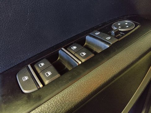 Used 2025 Kia Soul LX image 27