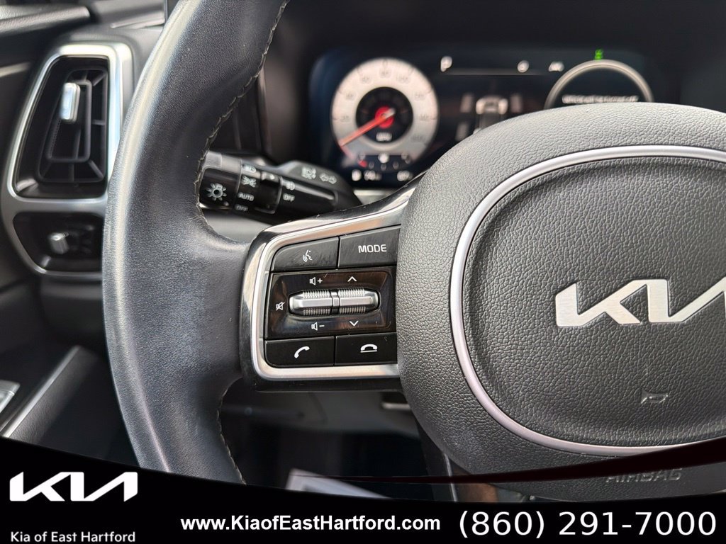 Used 2023 Kia Sorento SX AWD/4WD image 26