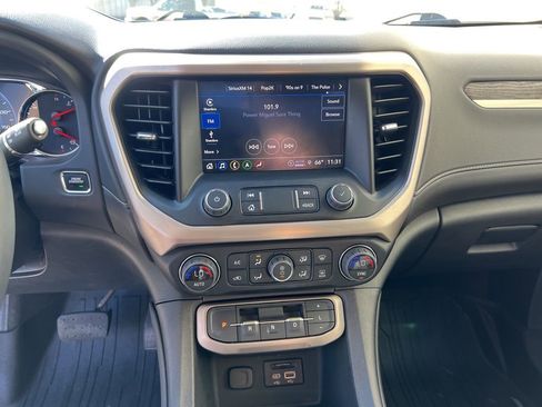 Used 2023 GMC Acadia Denali w/ Denali Ultimate Package image 16