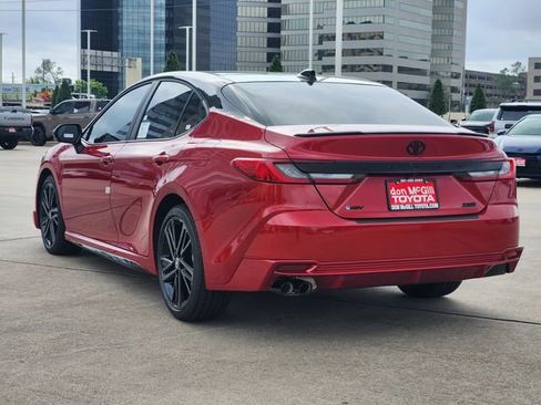 Used 2026 Toyota Camry XSE w/ Premium Package FWD image 4