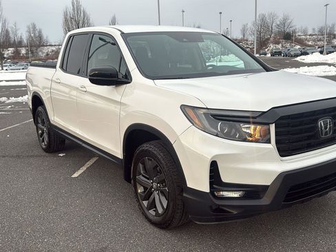 Used 2023 Honda Ridgeline Sport image 1