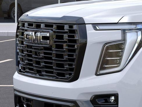 New 2026 GMC Yukon Denali Ultimate AWD/4WD image 13