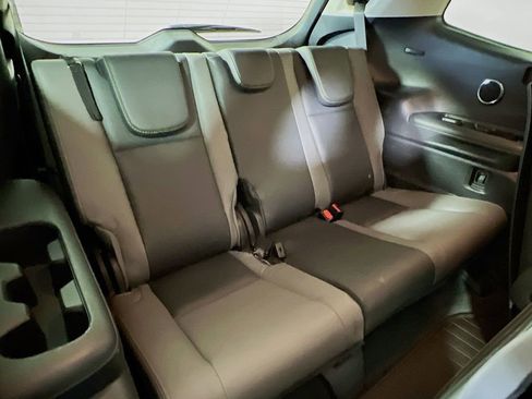 Used 2023 Subaru Ascent Onyx Edition Limited image 23