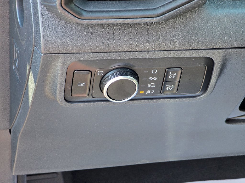 Used 2025 Ford Mustang Coupe RWD image 7