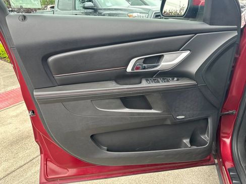 Used 2011 GMC Terrain SLE AWD/4WD image 11