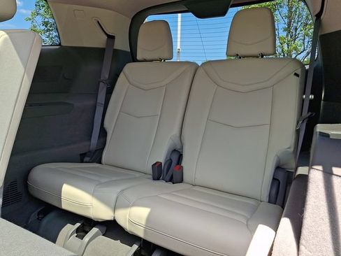 Used 2021 Cadillac XT6 Premium Luxury AWD/4WD image 10