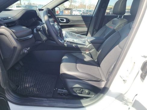 New 2026 Jeep Compass Trailhawk AWD/4WD image 20