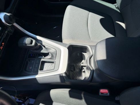 Used 2025 Toyota RAV4 LE image 13