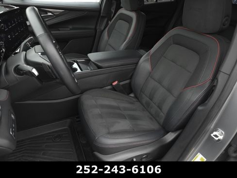 Used 2024 Chevrolet Blazer EV RS image 10