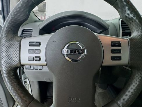 Used 2018 Nissan Frontier SV image 13