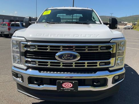 New 2024 Ford F350 XL w/ Snow Plow Prep Package AWD/4WD image 32