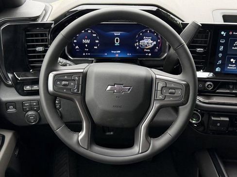 New 2026 Chevrolet Silverado 2500 ZR2 AWD/4WD image 13
