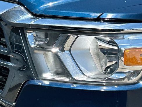 Used 2022 RAM 1500 Big Horn AWD/4WD image 10