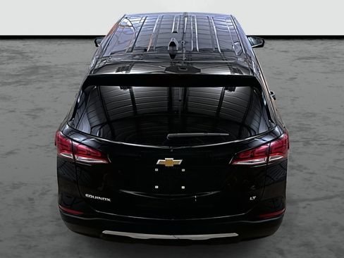 Used 2023 Chevrolet Equinox LT FWD image 3