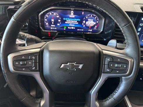 Used 2025 Chevrolet Silverado 1500 RST w/ Convenience Package II AWD/4WD image 16