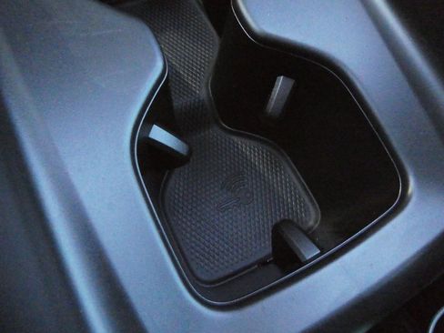 New 2025 Volkswagen ID.4 Pro S image 14