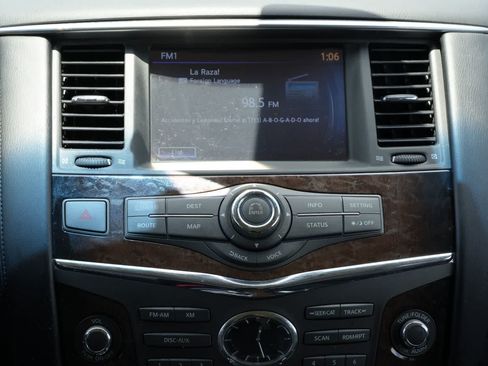 Used 2014 INFINITI QX80 2WD w/ Deluxe Touring Package image 13
