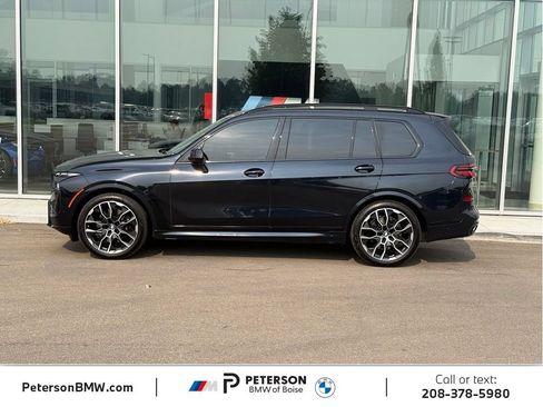 Used 2025 BMW X7 xDrive40i w/ M Sport Package AWD/4WD image 2