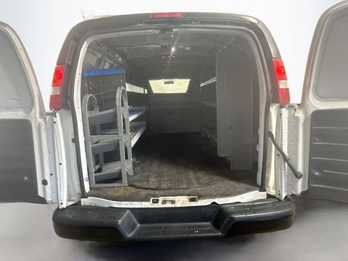 Used 2020 Chevrolet Express 2500 w/ Driver Convenience Package RWD image 31