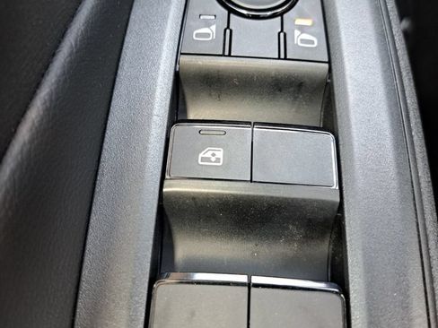Used 2026 Nissan Sentra SV w/ SV Convenience Package FWD image 13