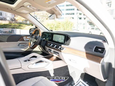 Used 2020 Mercedes-Benz GLS 580 4MATIC image 15