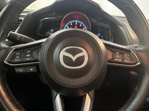 Used 2017 MAZDA MAZDA3 Grand Touring FWD image 21
