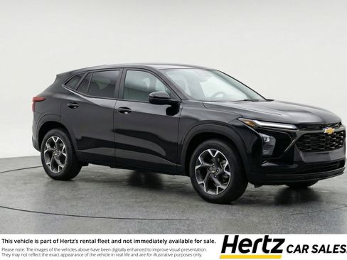 Used 2025 Chevrolet Trax LT FWD image 1