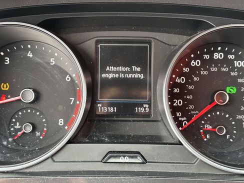 Used 2021 Volkswagen Tiguan S FWD image 26