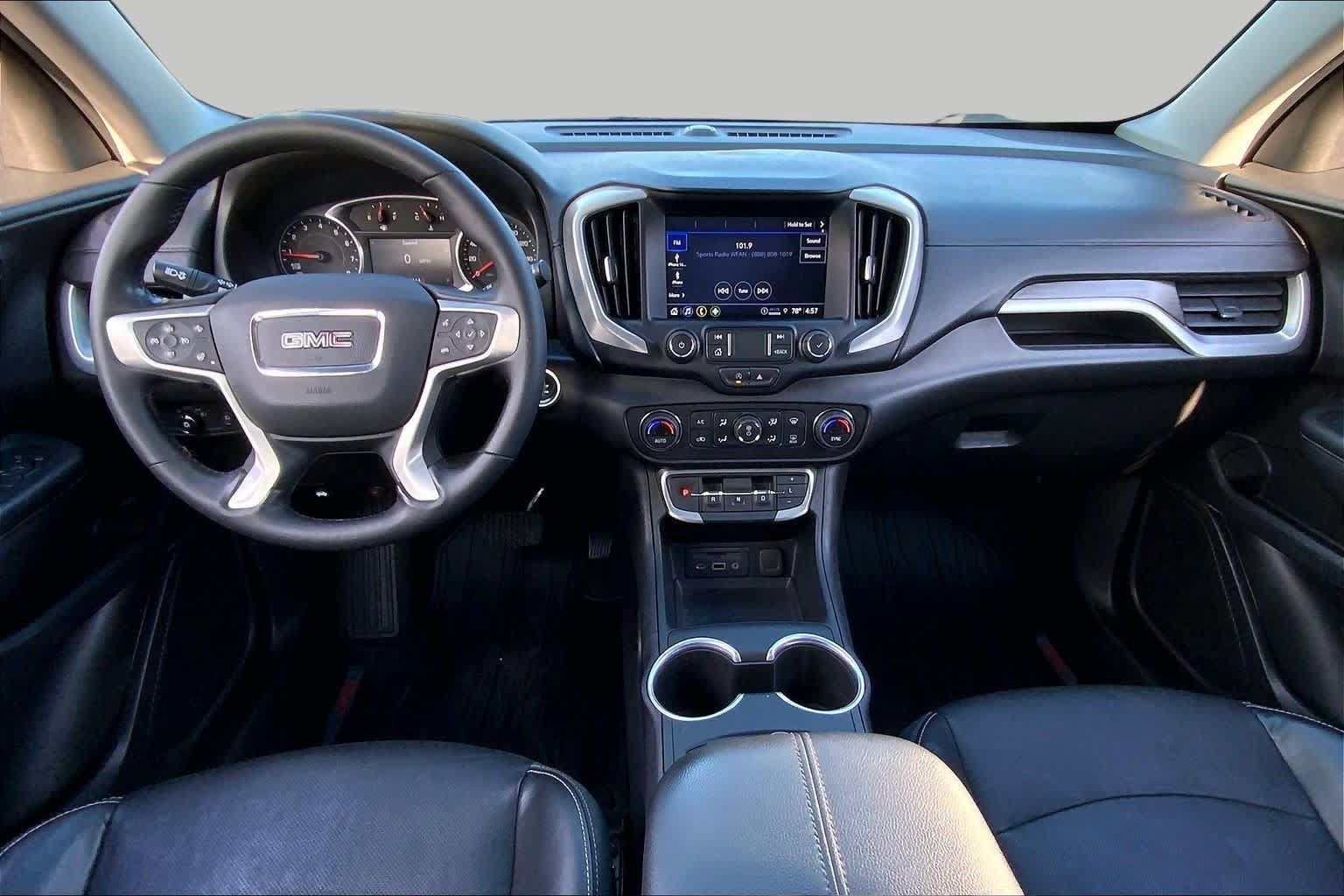 Used 2022 GMC Terrain SLT AWD/4WD image 15
