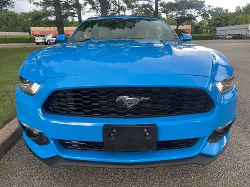 Used 2017 Ford Mustang Premium RWD image 10