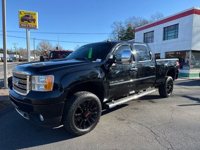Used 2011 GMC Sierra 2500 Denali w/ Suspension Package, Off-Road