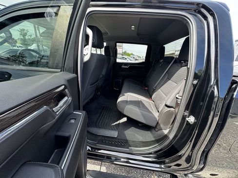 Used 2022 Chevrolet Silverado 1500 LT AWD/4WD image 14