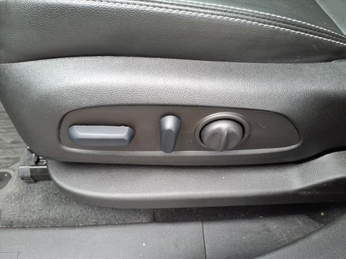 Certified 2024 GMC Terrain SLT w/ LPO, Floor Liner Package image 28