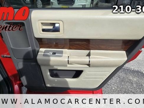 Used 2011 Ford Flex SEL w/ Rapid Spec Order Code FWD image 26