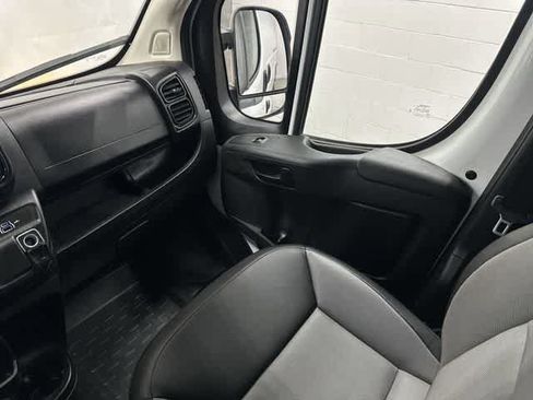 Used 2025 RAM ProMaster 3500 w/ Convenience Group FWD image 11